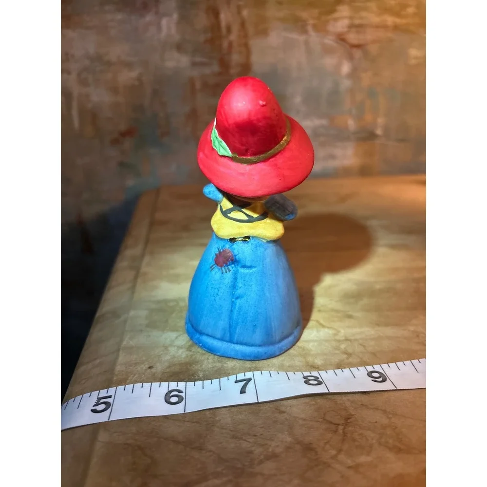 Unbranded charming vintage